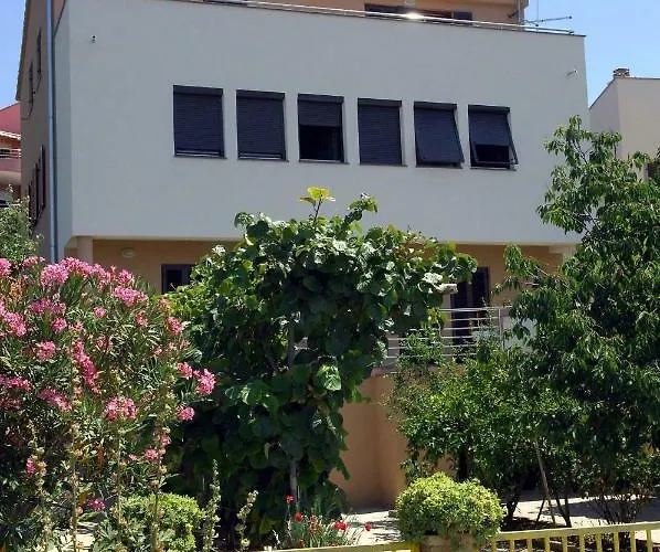 Bozena Apartamento *